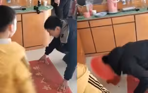 女婿给长辈磕头拜年 谁知太用力 直接把塑料盆磕开花