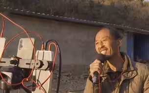 河北大叔磁性嗓音“朗诵” 在大山深处活出浪漫
