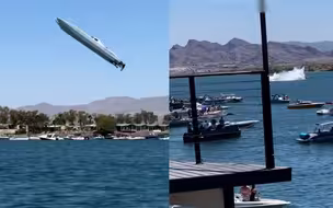 惊呆众人！美国一快艇高速从水面弹飞：空中连翻筋斗 坠湖溅起巨大水花