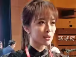 穿新中式的台湾相声演员：我是堂堂正正的中国人，旗袍和长袍大褂是我们的国服