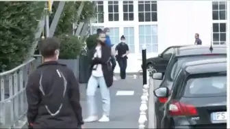 梅西挥手