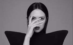 姚安娜发布MV《BackFire》：鼓励与批评是帮助我更好成长的养分