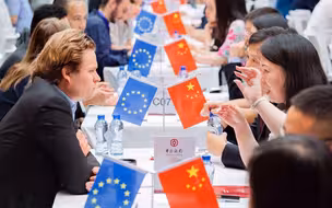 同为大国选择截然不同！中欧投资协定谈判完成，美国却还在走老路