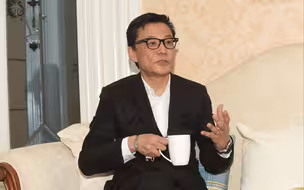 李国庆称抢当当网公章为争财产后捐10亿做公益，俞敏洪：你这话有点虚伪
