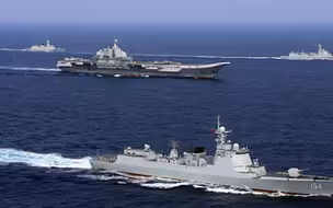 或展开空中电子对抗美侦察机来踩点，我国战机随即升空