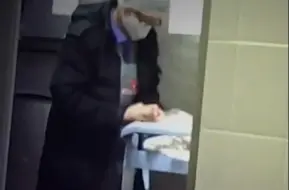丰台市监局检查必胜客门店，调查篡改食物保质期事件