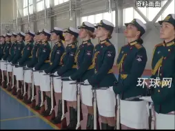 人力短缺，俄罗斯女警卫多了