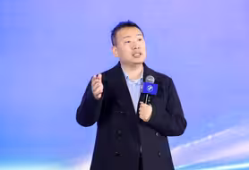 储殷：不愿意听到中老年男性催生，谁来帮助年轻人才是关键