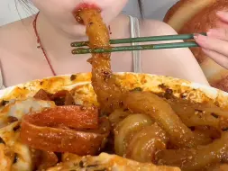一份只有一根的粉耗子你吃过吗 还有自己动手包的大蒸饺～