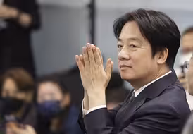 央视锐评：赖清德必将被钉到历史的耻辱柱上！