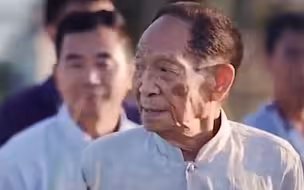 缅怀袁隆平院士 “风吹过稻田我就想起您”