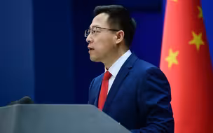 外交部发言人祝所有女同胞节日快乐！