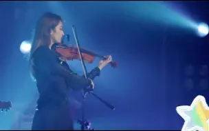忽然发现嘘姐是历届湖南卫视歌手里的专用小提琴手哎，据说周生如故里那一段也是嘘姐拉的，反复听超好听