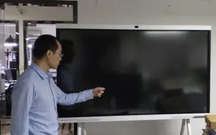 我就敲敲不说话