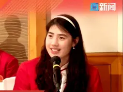 被问及尝过哪些香港美食，张雨霏直接开始飙粤语