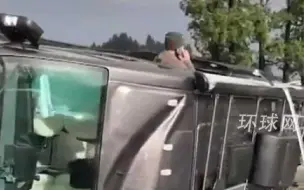 龙卷风肆虐美国加州，一男子站在翻倒的货车里淡定打电话