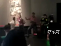 游客在三星堆博物馆抡凳子打架，警方通报：未对展品造成损害