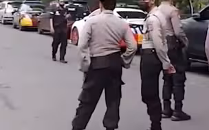 印尼一警察局发生爆炸 疑似自杀式炸弹袭击
