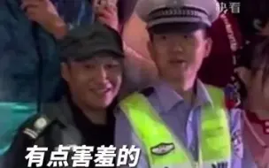 好治愈！一把伞撑起了人间温暖