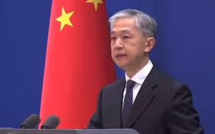 汪文斌铿锵有力批安倍晋三，转脸温柔问记者还有提问吗