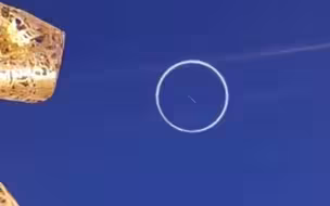 中国空间站凌晨飞过晴朗的北京