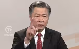 民进党把日本极右翼分子麻生太郎奉为座上宾，赖岳谦：汉奸 、叛徒