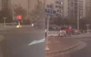 实拍！天津街头大风竟“吹跑”红绿灯 网友：这灯有它自己的想法
