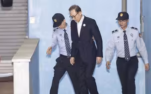 韩前总统李明博正式服刑 “单间”内景曝光
