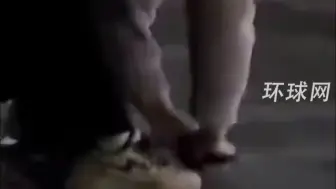 女子撬下盲道不锈钢条售卖，警方通报：张某某已被依法刑拘