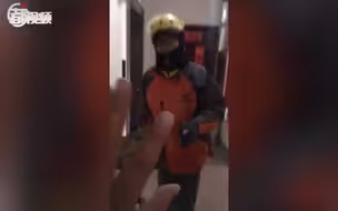 我要给差评！对外卖小哥的这句威胁很暖心